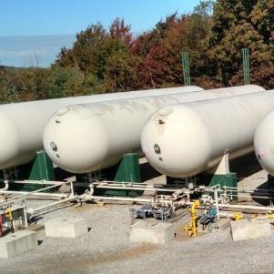 Tangki penyimpanan oksigen cair kriogenik vertikal 10m3 1.6MPa 304 stainless steel